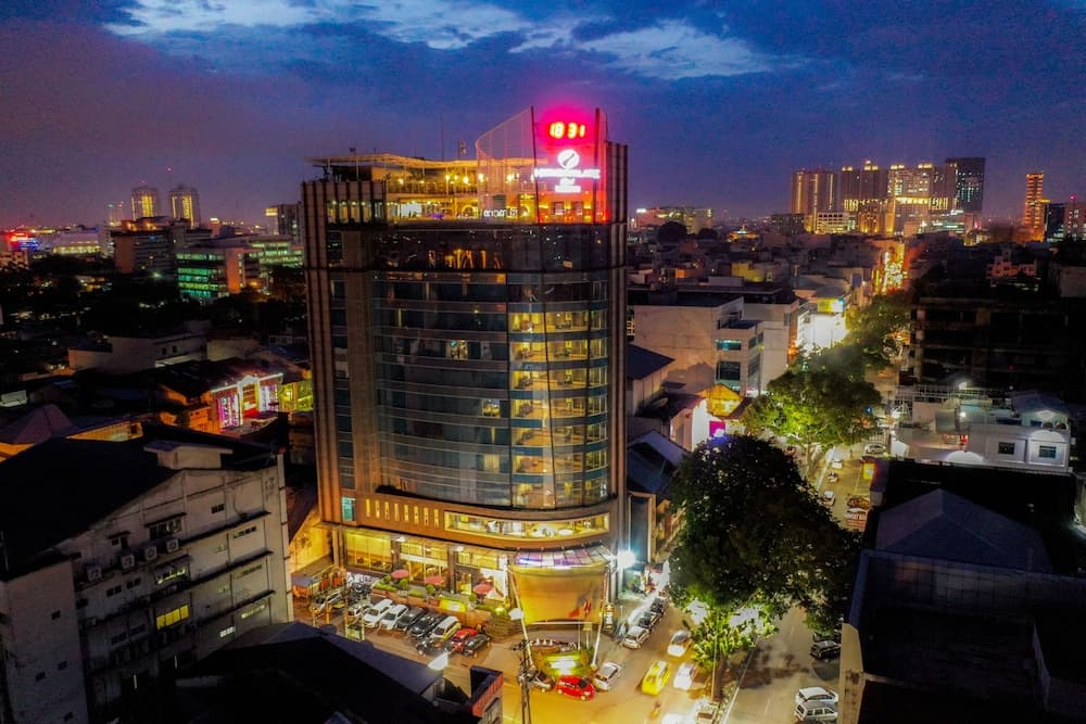 Hermes Palace Hotel Medan, Primary image, photo 1
