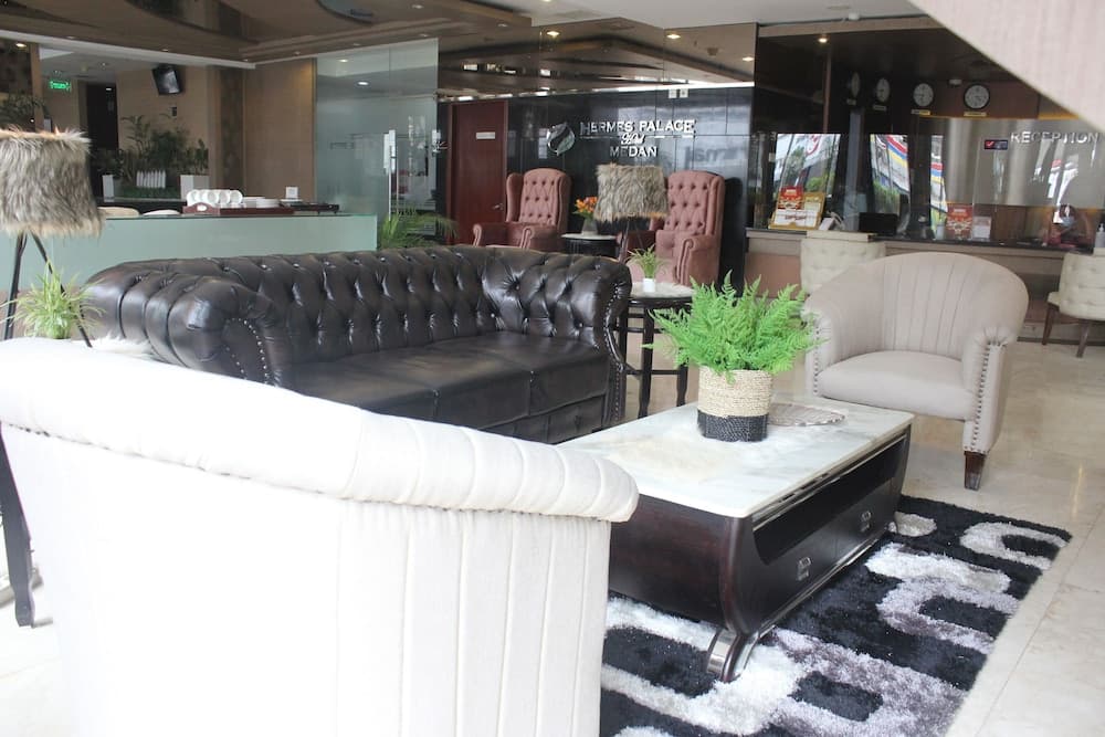 Hermes Palace Hotel Medan, Reception, photo 4