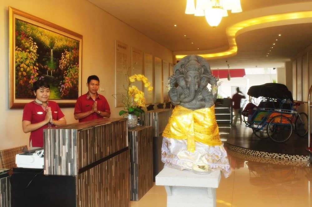 Losari Sunset Hotel, Reception, photo 4