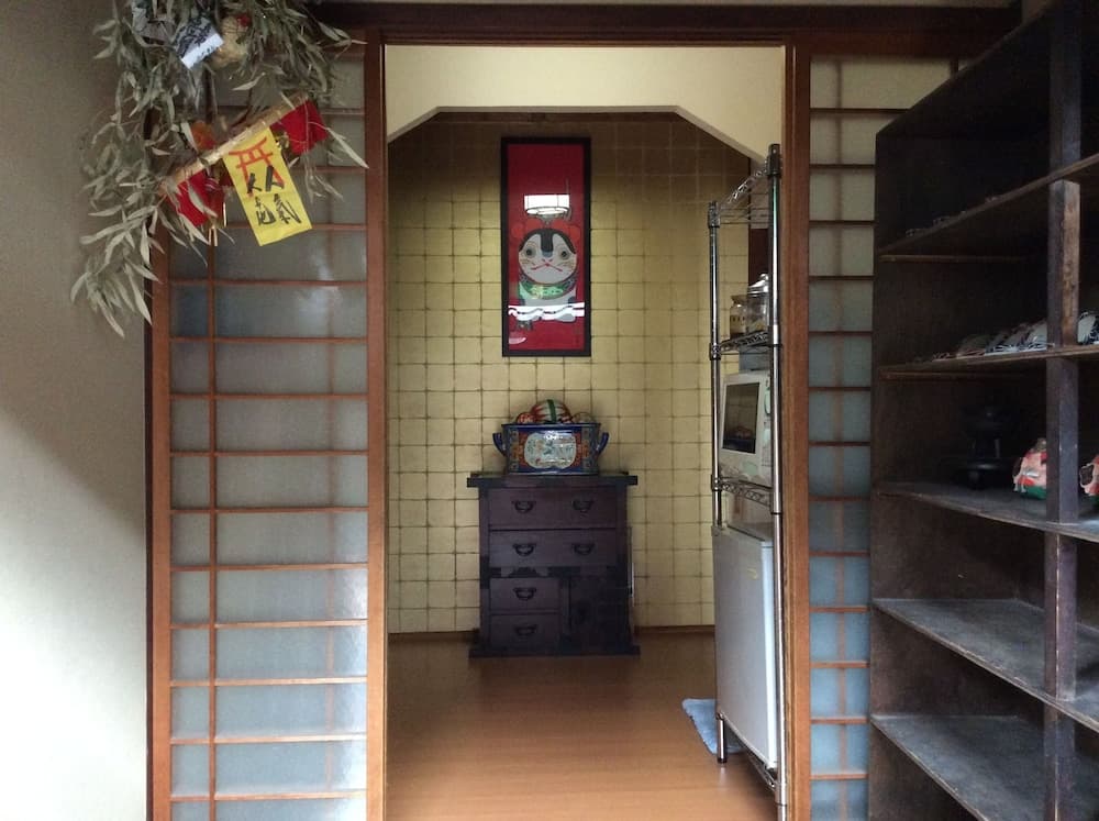 Hanakiya, Interior entrance, photo 3