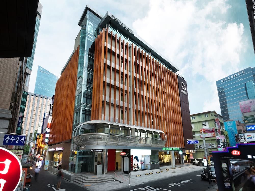 Metro Hotel, Primary image, photo 1
