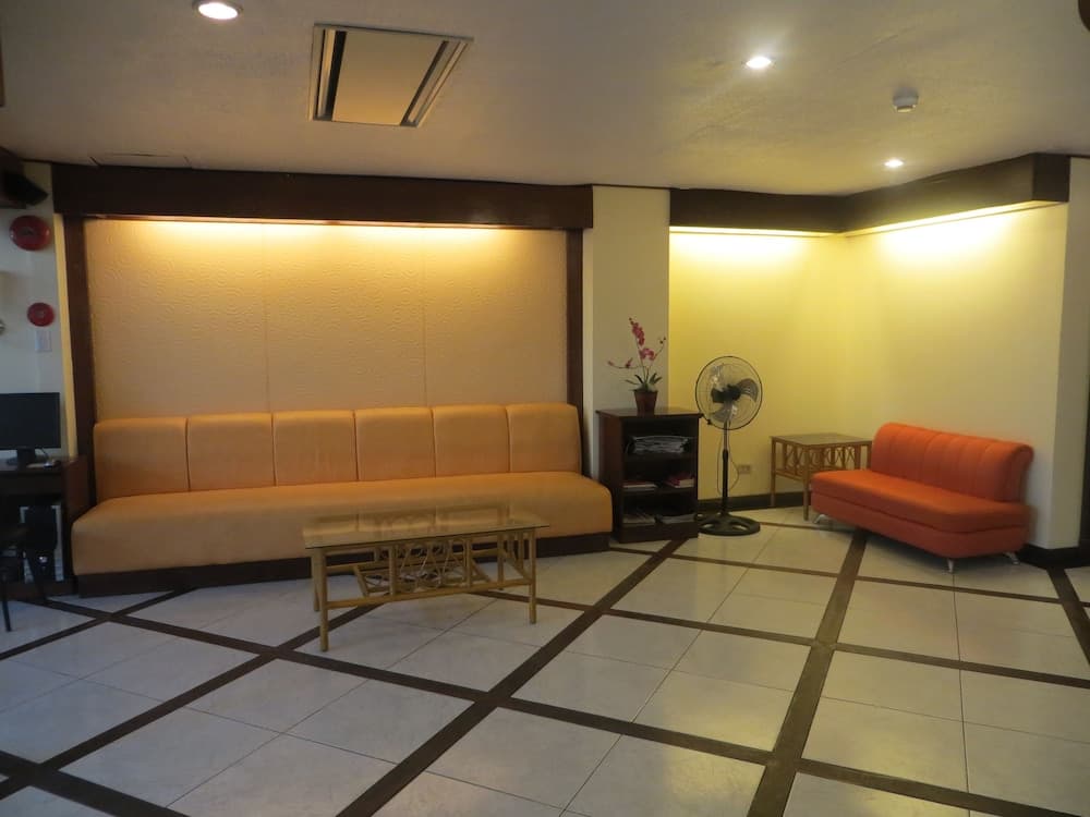 Paragon Suites, Lobby, photo 4