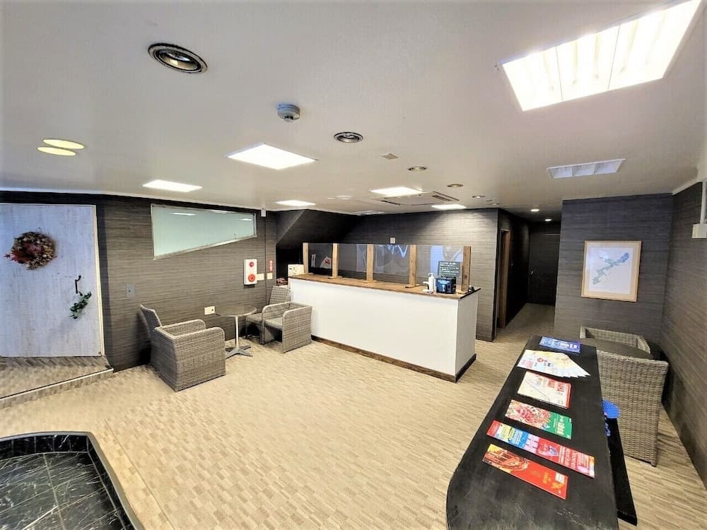 Star Capsule Okinawa, Reception, photo 2
