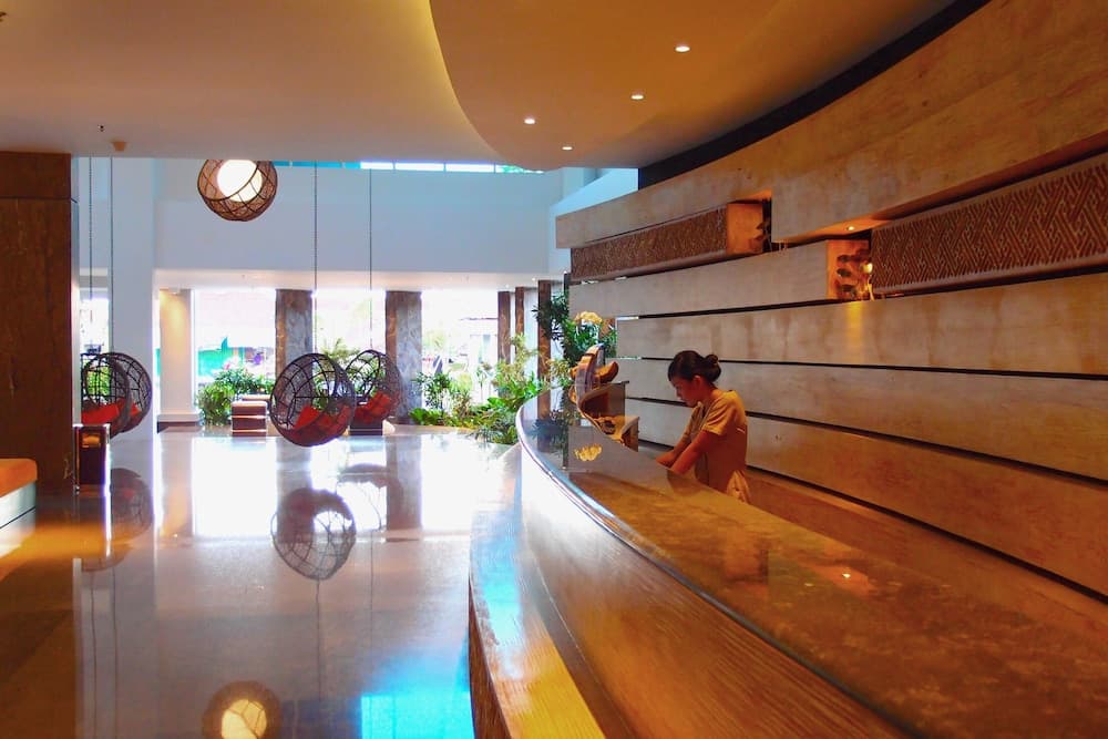 b Hotel Bali & Spa, Reception, photo 3