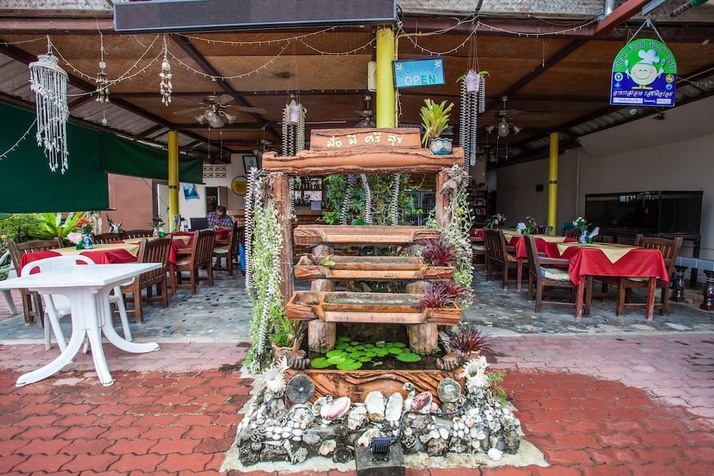 Klong Muang Inn, Lobby lounge, photo 2