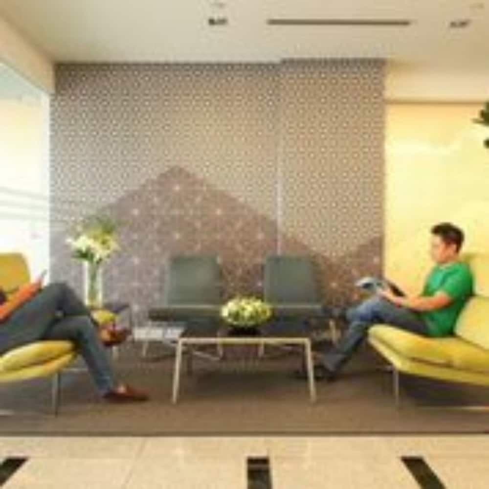 Hotel Primera Suite Cyberjaya, Lobby sitting area, photo 3