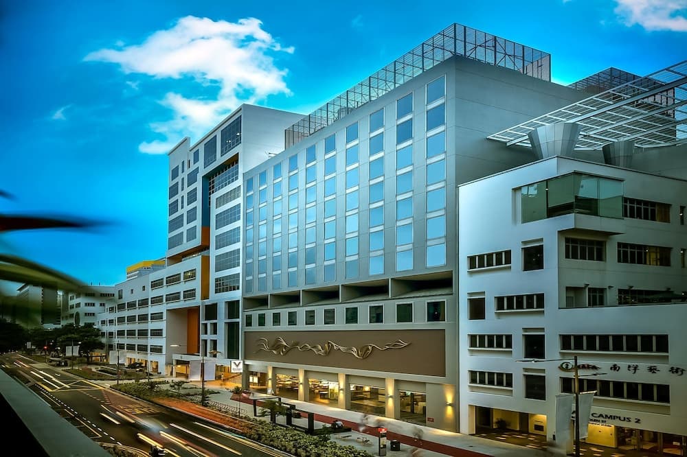 V Hotel Bencoolen, Primary image, photo 1