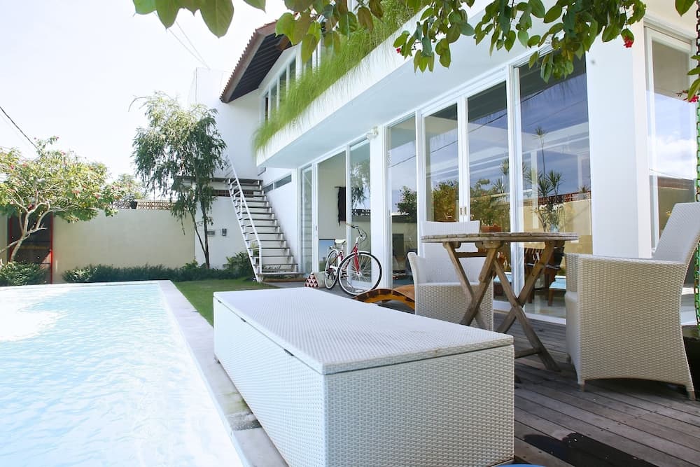 Villa A Villa, Primary image, photo 1
