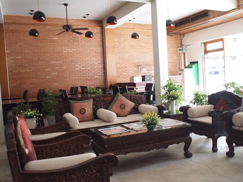 RoongRuang Hotel, Lobby, photo 5
