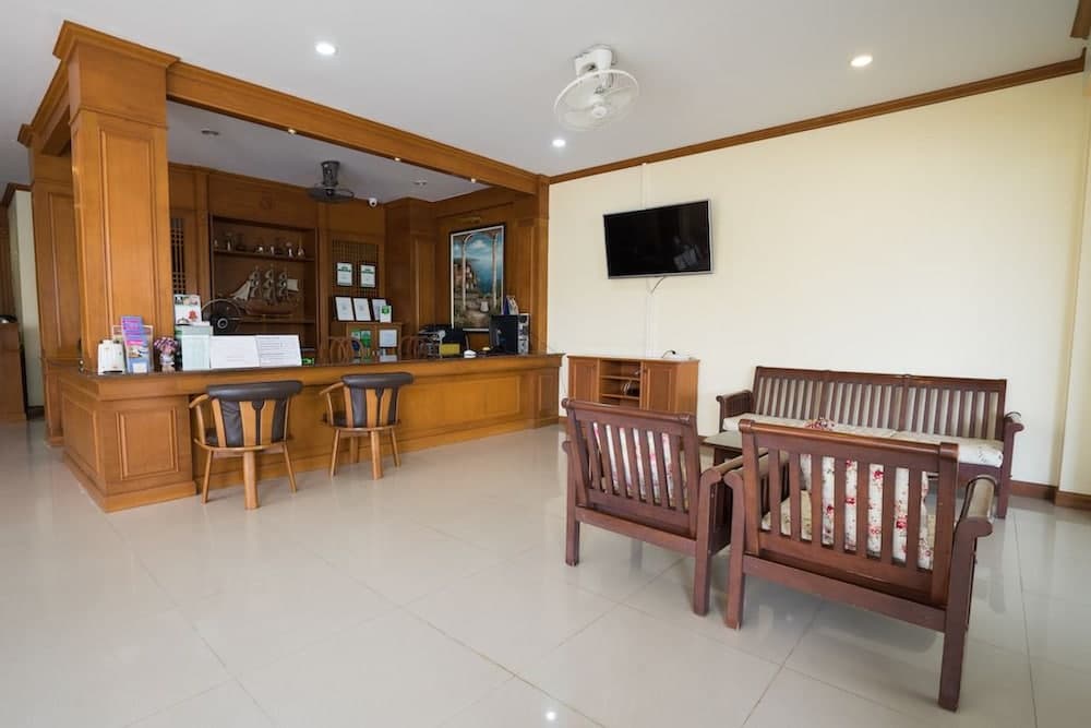 Pranang Flora House, Lobby, photo 3
