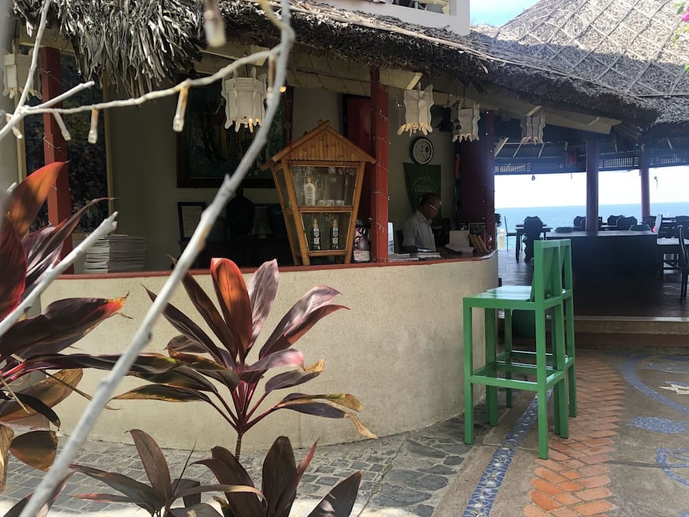 Full Moon Beach, Reception, photo 2