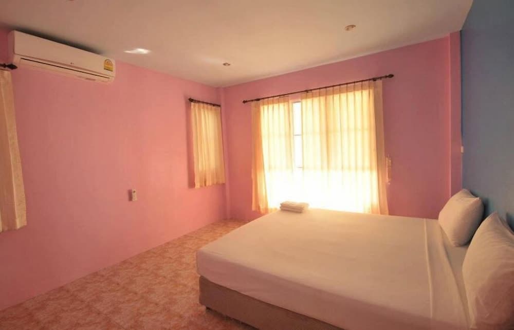 Shady Resort, Room, photo 3