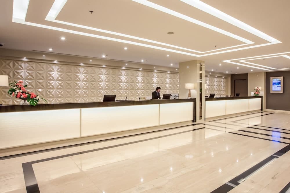 Mandarin Hotel Managed by Centre Point, Lobby, photo 3