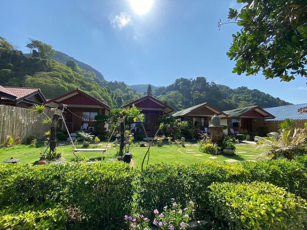 Phi Phi Nice Beach Resort, Primary image, photo 1
