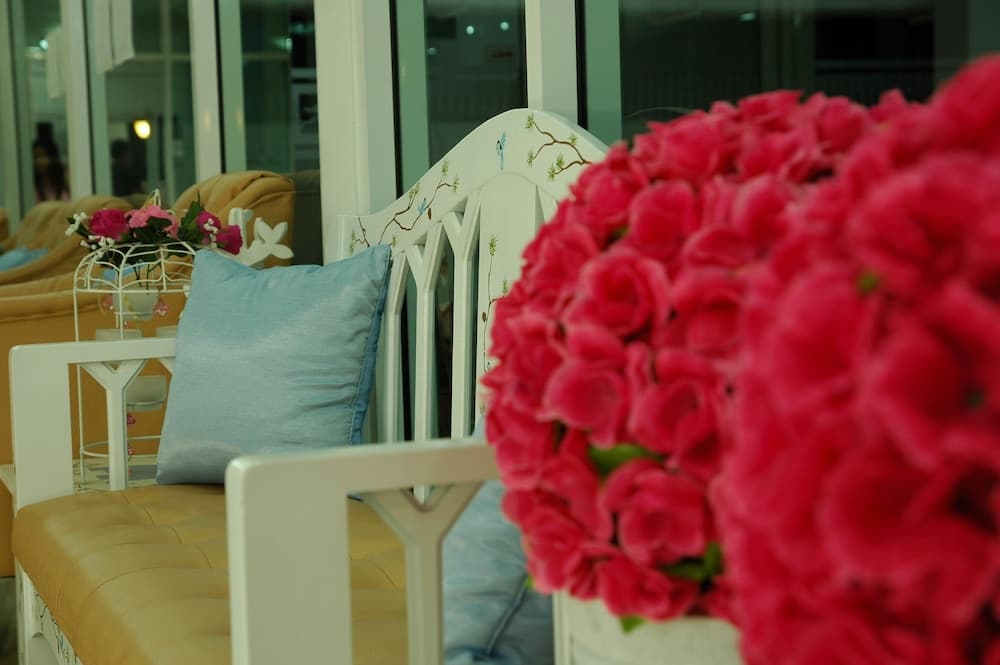 Common Living, Reception, photo 5