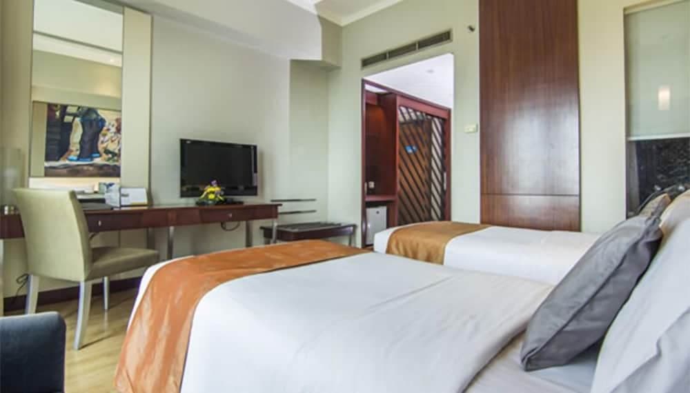 Grand Candi Hotel, Room, photo 4