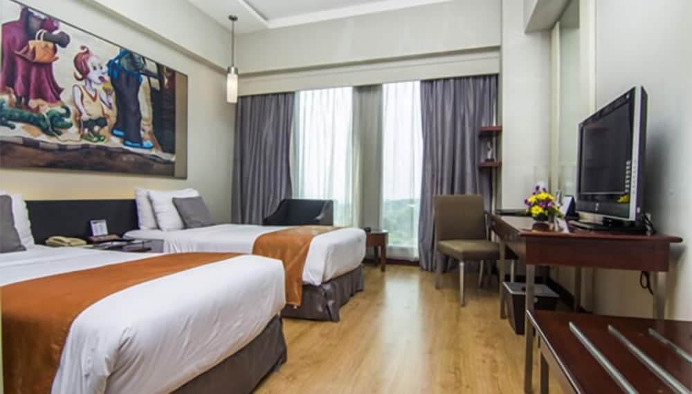 Grand Candi Hotel, Room, photo 5