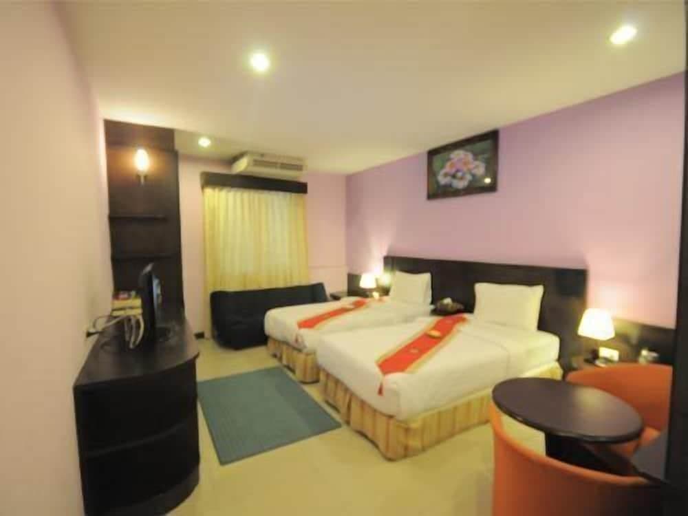 Central Place Hotel, Primary image, photo 1