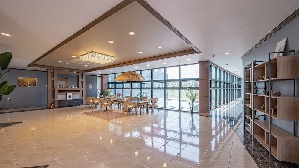 J View Hotel, Reception, photo 3