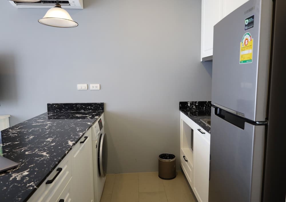 Palmyrah Surin Condominium by Space, Private kitchen, photo 4