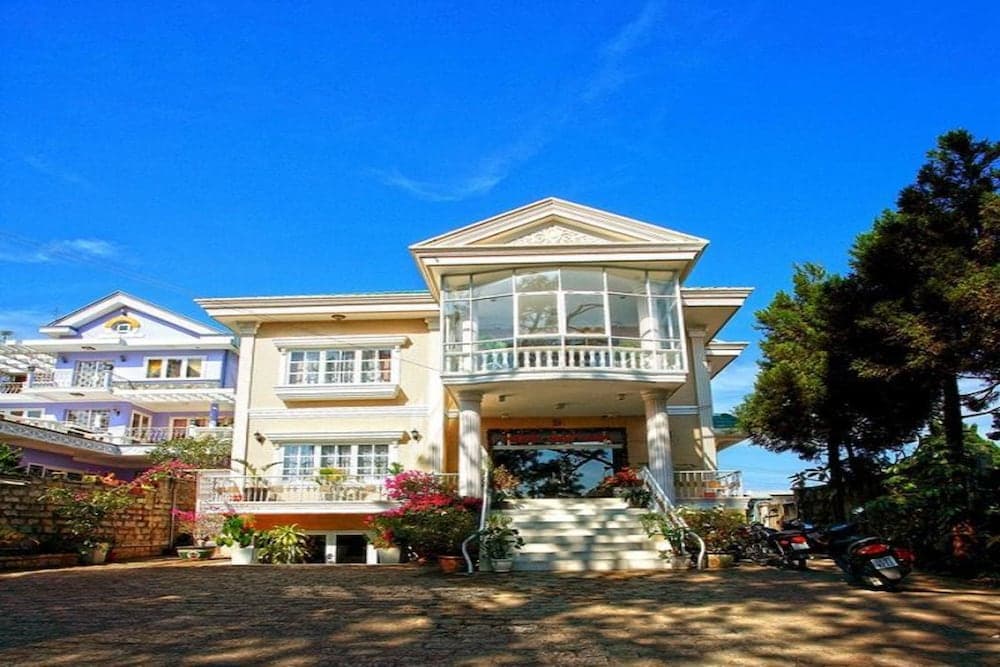 응우옌 훙 다랏 호텔 기본 이미지 사진 1