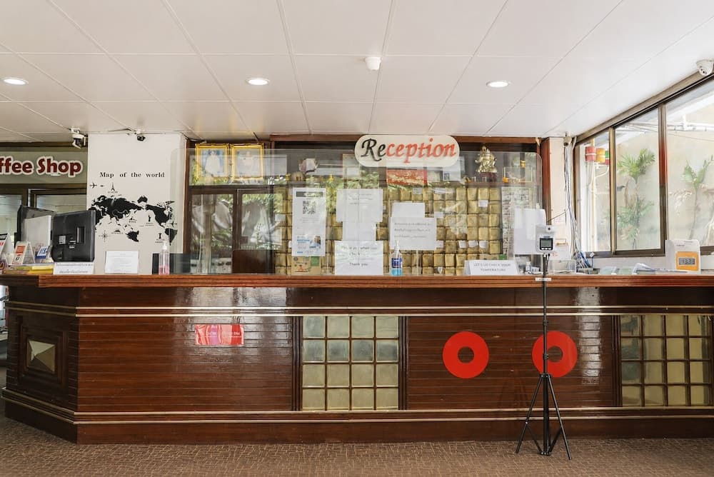 Crown   Bts   Nana  Hotel, Reception, photo 3