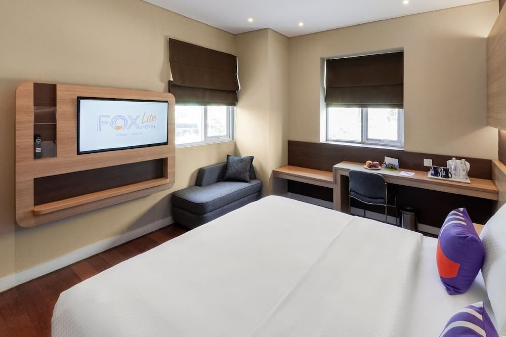 FOX Lite Hotel Grogol Jakarta, Room, photo 5