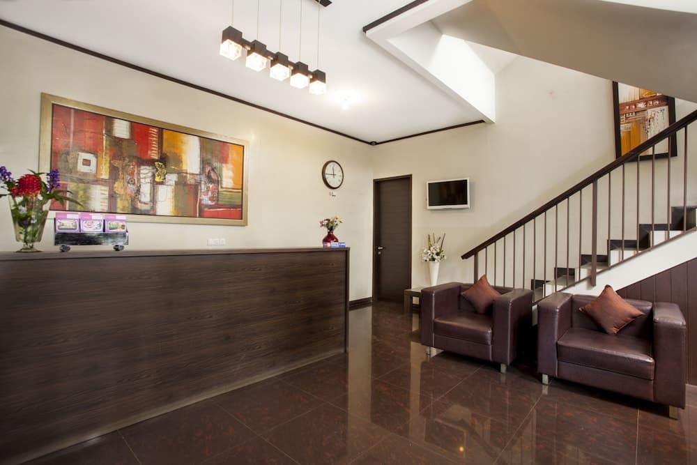 Summer Hills Hotel, Interior entrance, photo 2