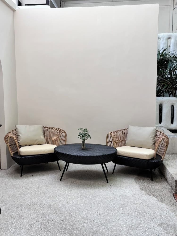 Punnpreeda Beach Resort, Lobby sitting area, photo 5
