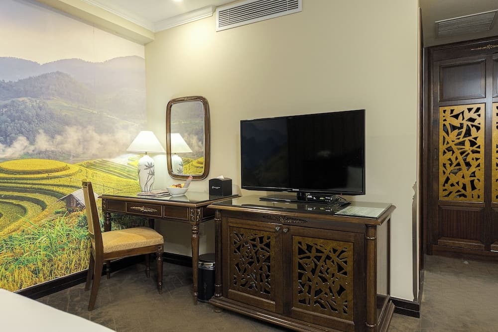 Chalcedony Grand Hotel, Room, photo 5