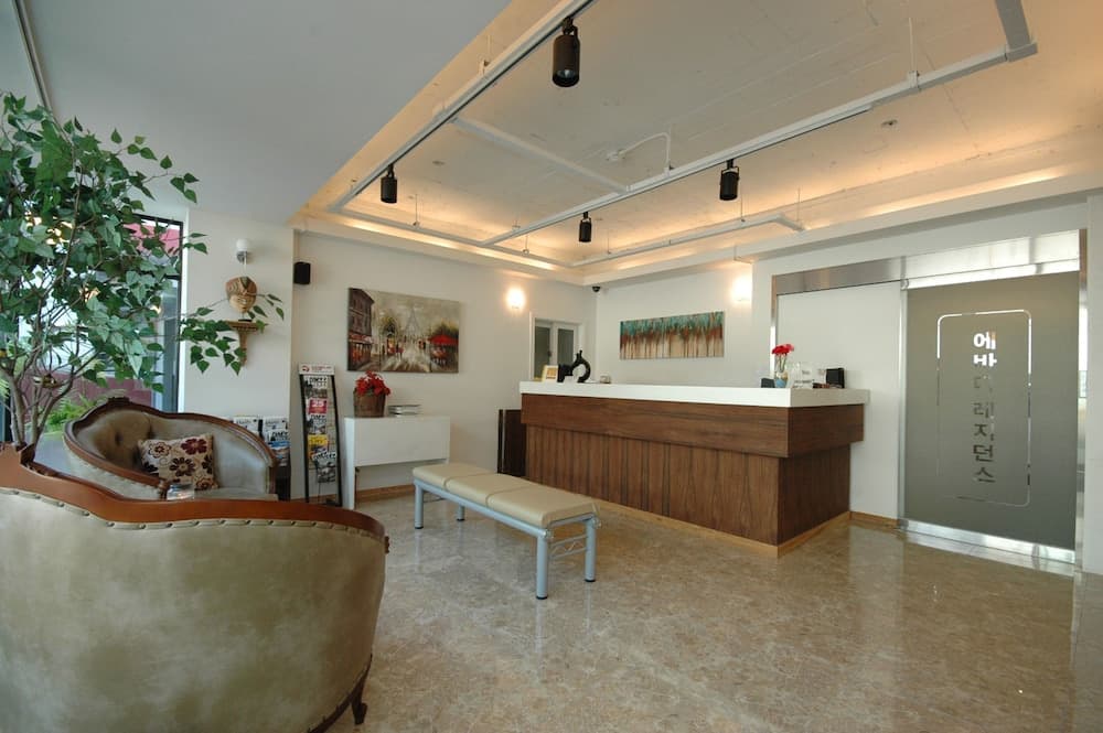 E Residence, Reception, photo 2