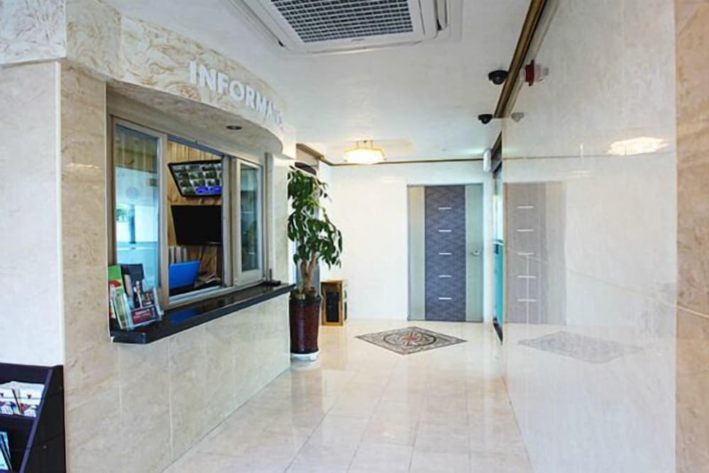 Hotel Maple, Reception, photo 4