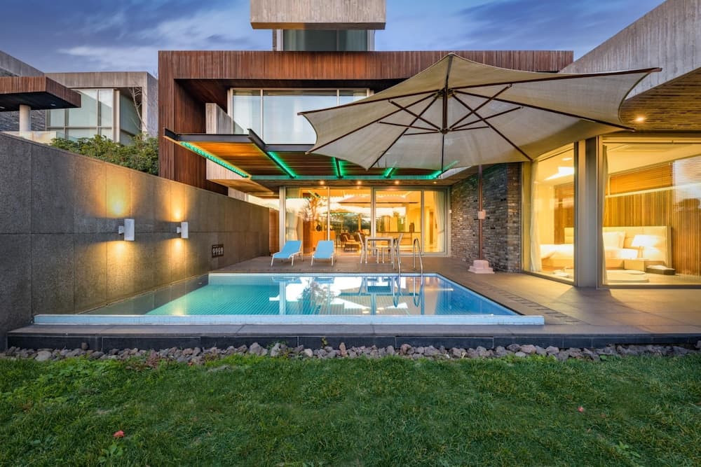 Bayhill Pool & Villa, Primary image, photo 1