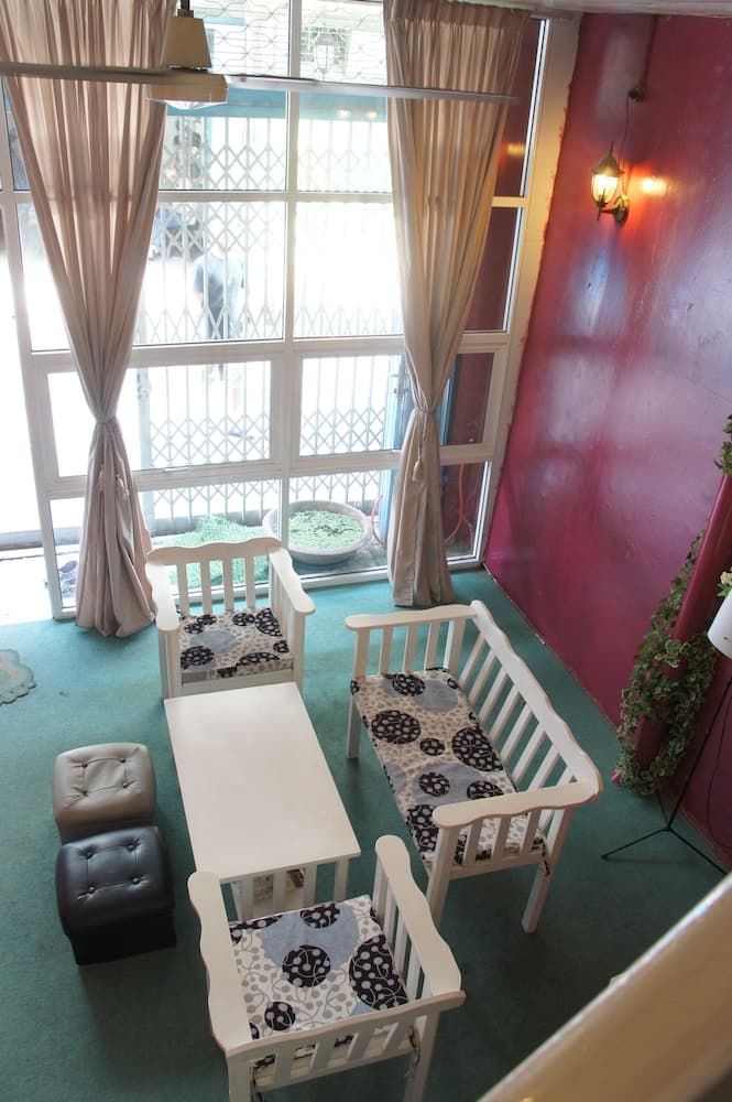 Mini Sayang Residence, Lobby sitting area, photo 4