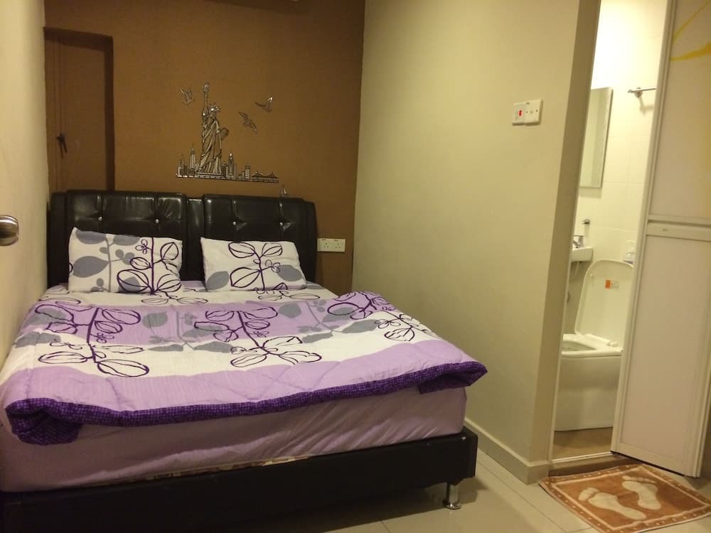 Funky Crib Hotel, Room, photo 5