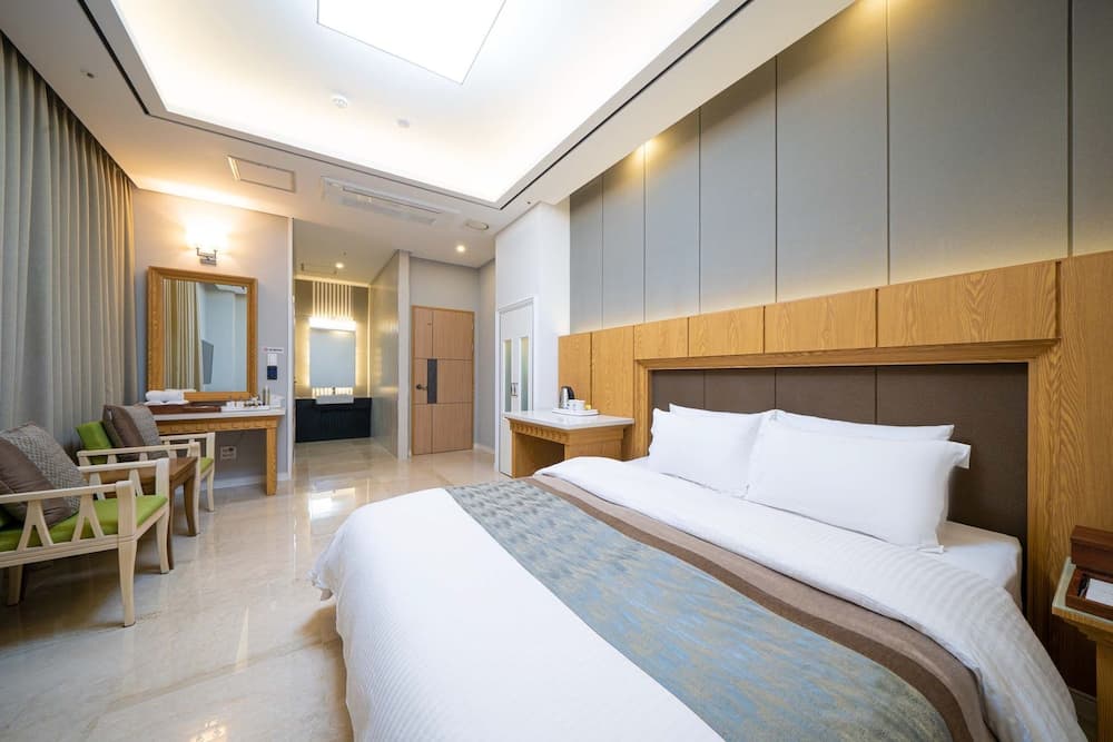 HOTEL CORE, Room, photo 3
