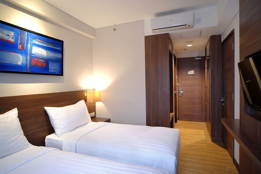 Next Hotel Yogyakarta, Room, photo 5