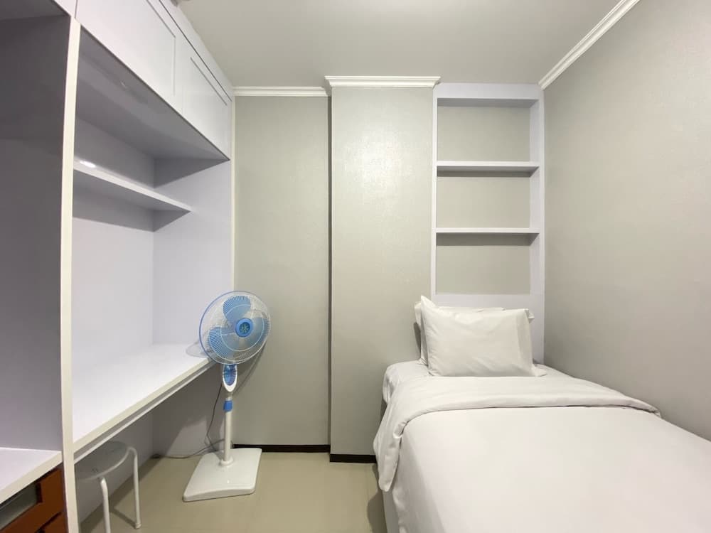 콤피 2BR  아파트먼트  앳 게이트웨이 파스퇴르 객실 사진 4