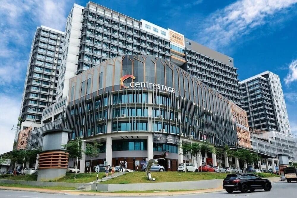 센터스테이지 페탈링 제이아 - 퍼펙트 호스트 기본 이미지 사진 1