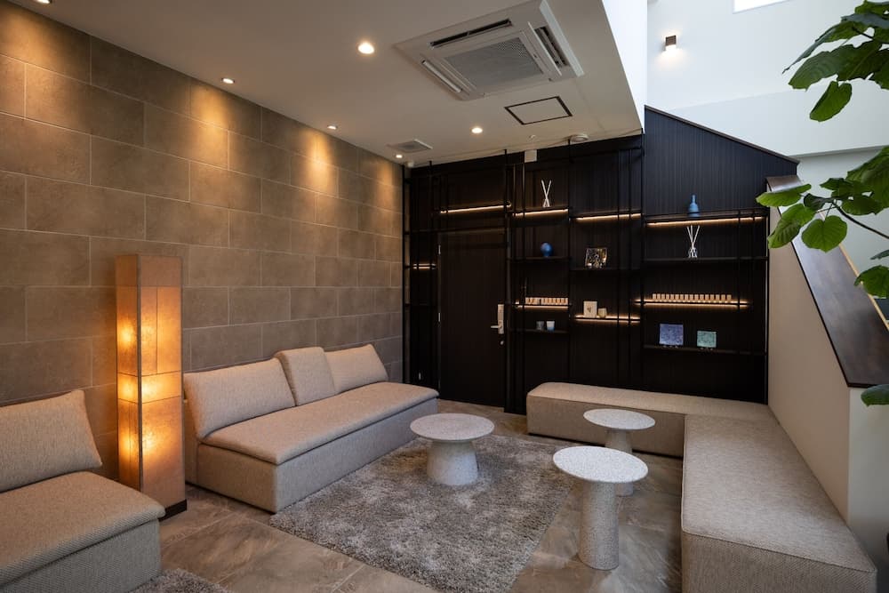 YUMIHA OKINAWA, Lobby sitting area, photo 2