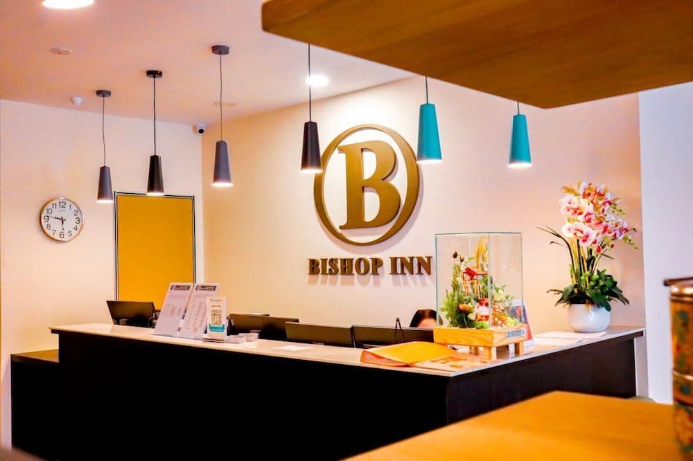 BISHOP HOTEL, Lobby, photo 2