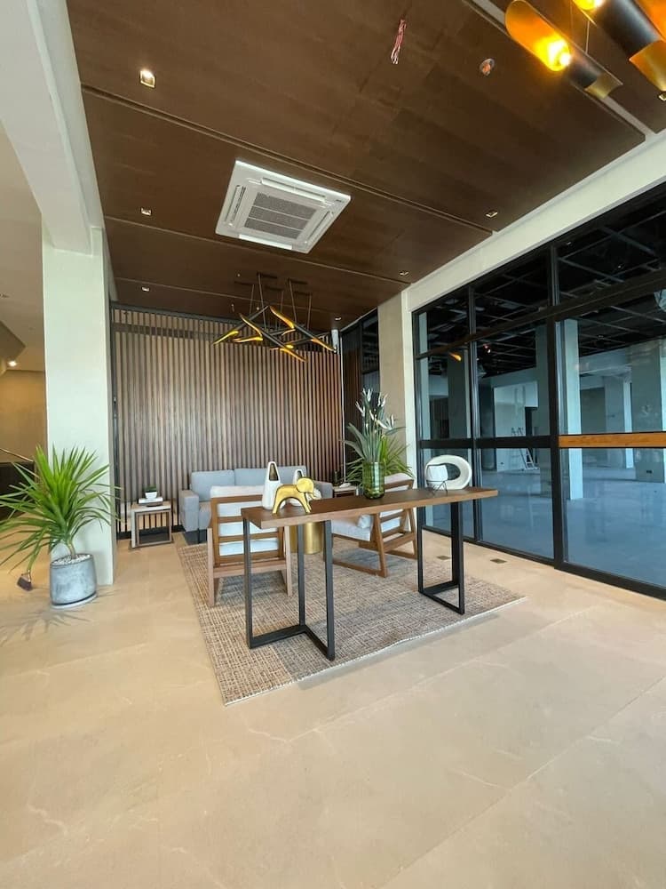 Acro Residences, Reception, photo 5