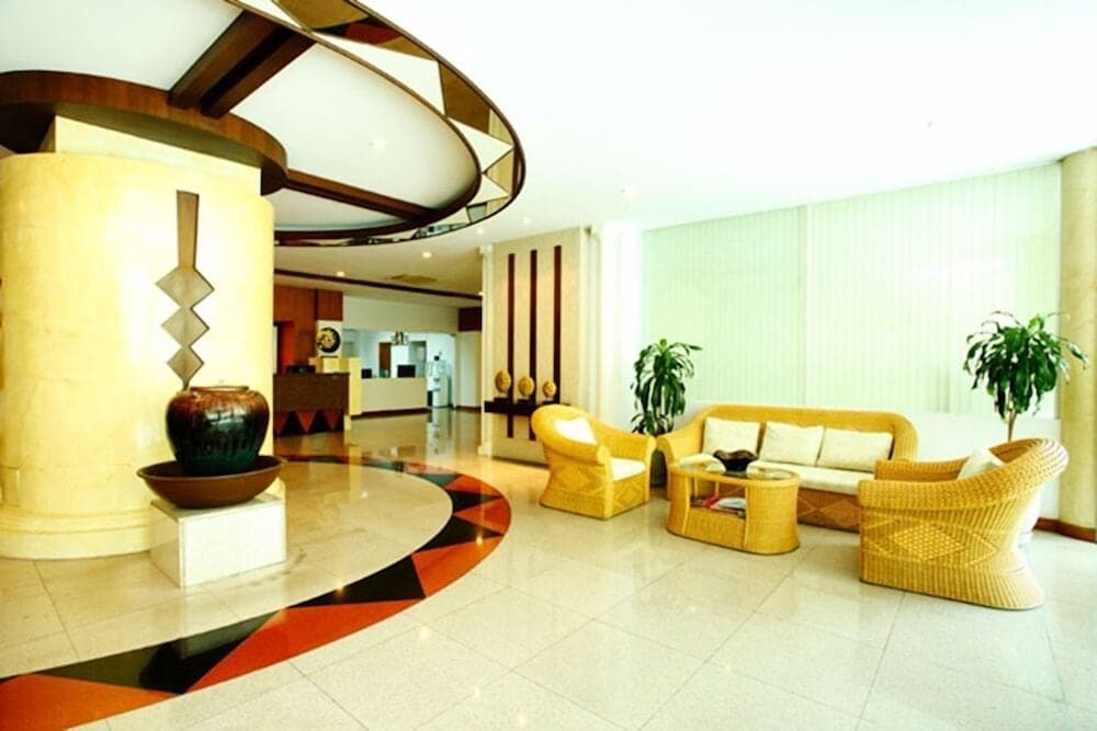 Chaidee Mansion, Lobby sitting area, photo 3