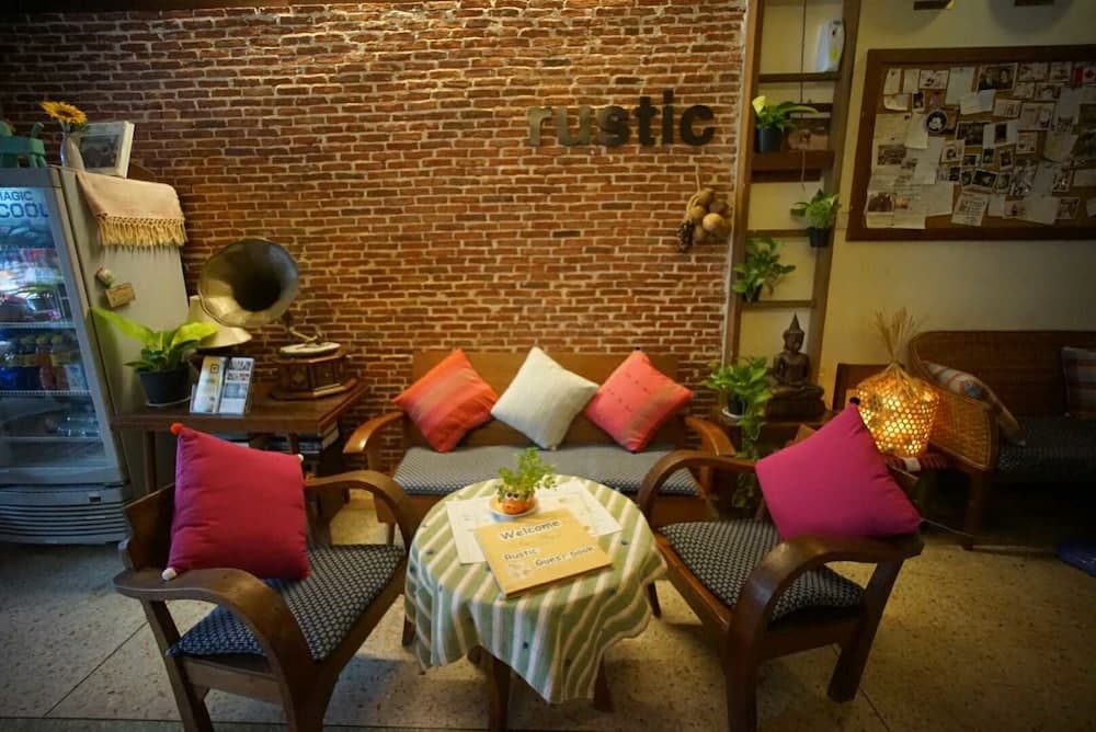 Rustic Guesthouse, Check-in/check-out kiosk, photo 3