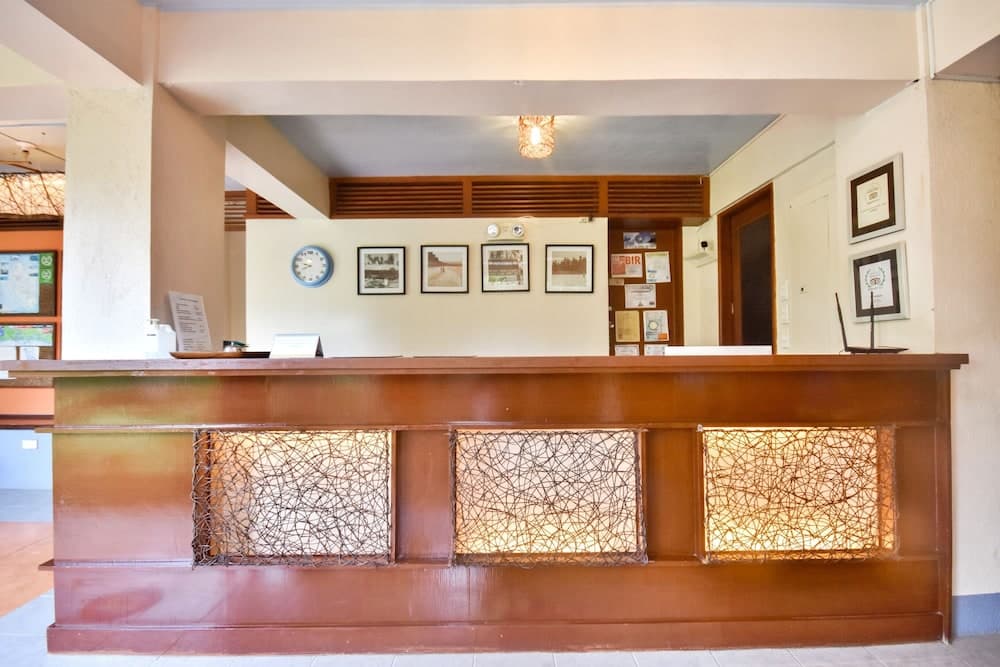 아고스 보라카이 룸스 + 베즈 로비 사진 4
