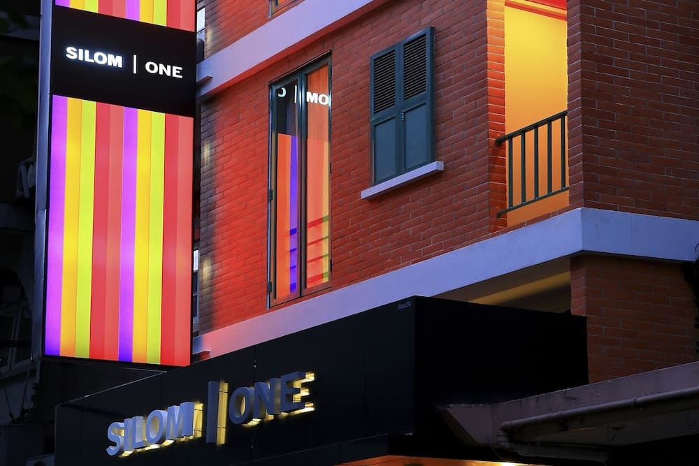 Silom One, Primary image, photo 1