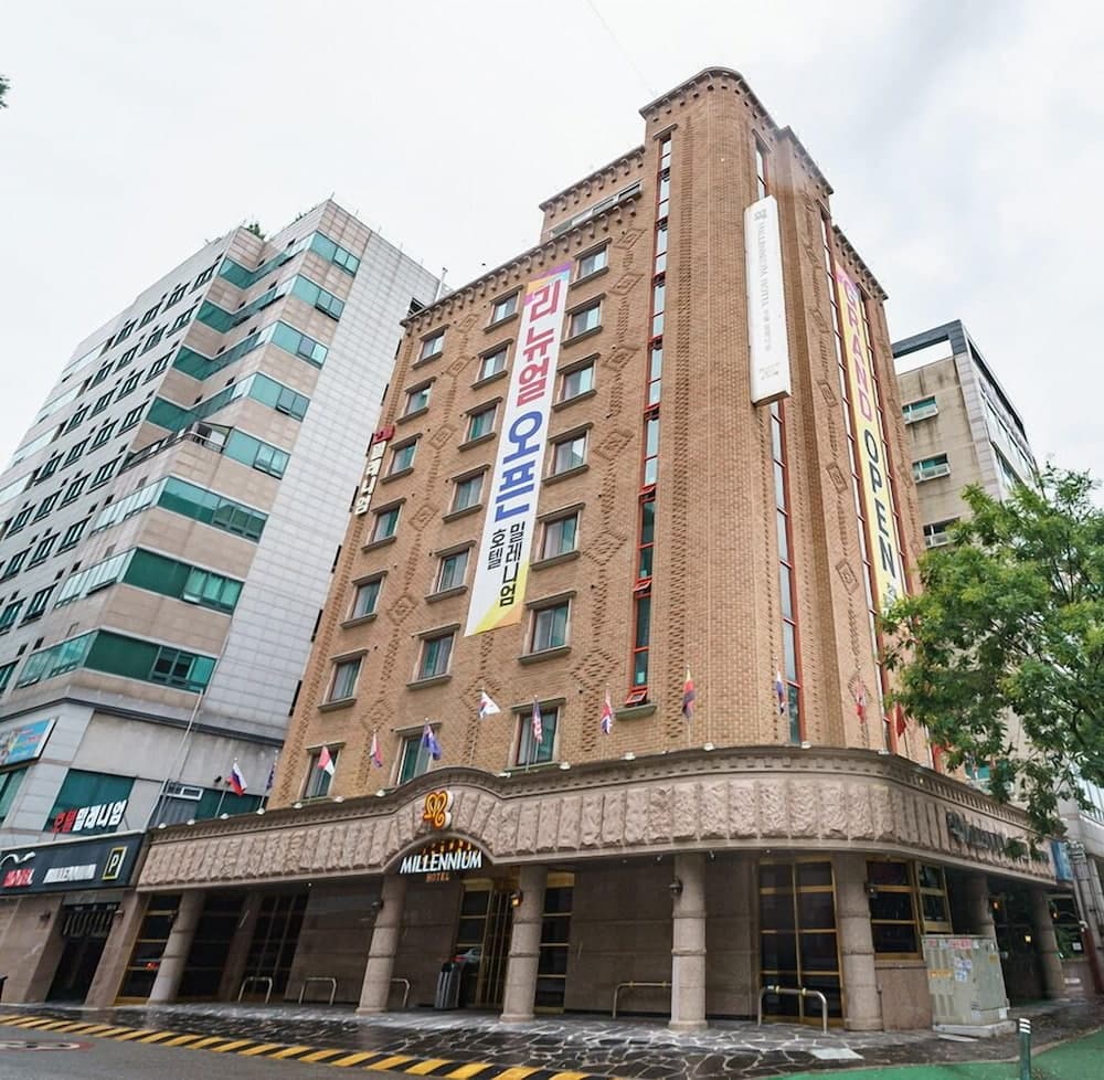 호텔 밀레니엄 기본 이미지 사진 1