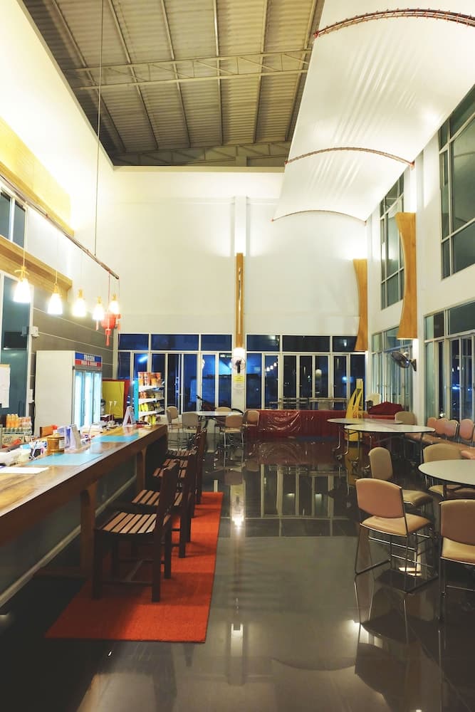 Riverside Hotel, Lobby, photo 2