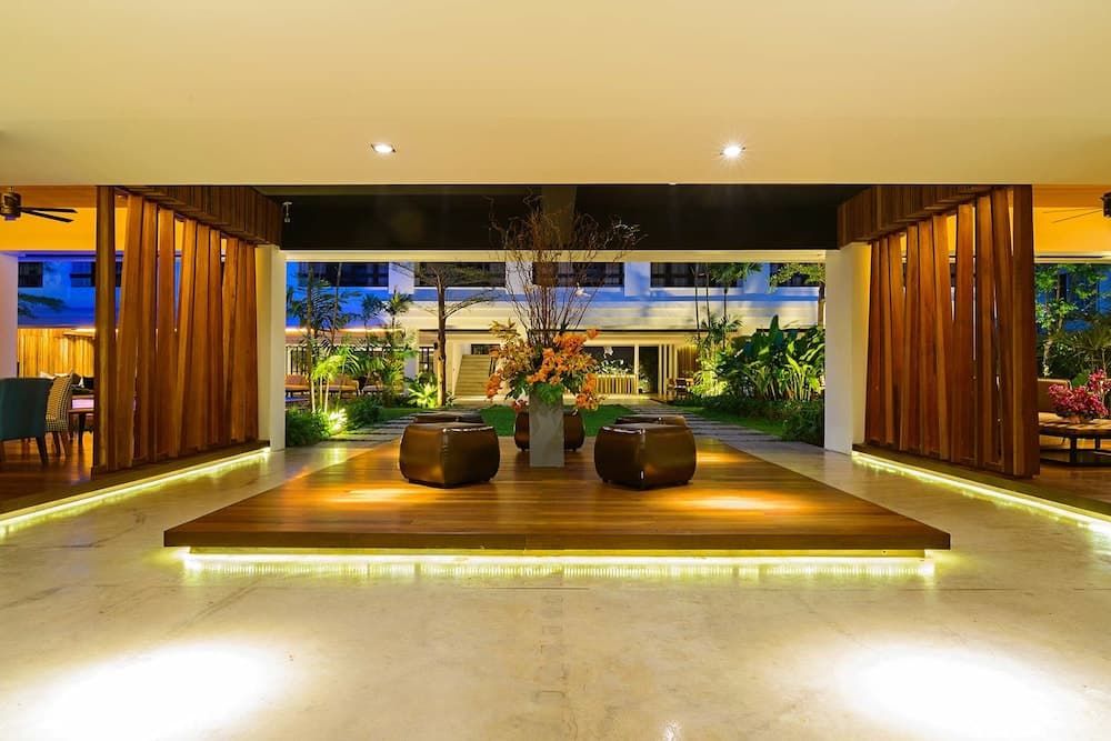 UMA Residence, Lobby, photo 2