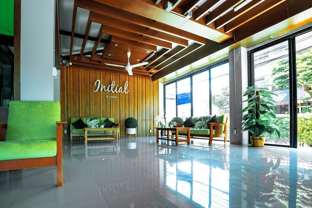 Initial Hua Hin, Lobby sitting area, photo 4
